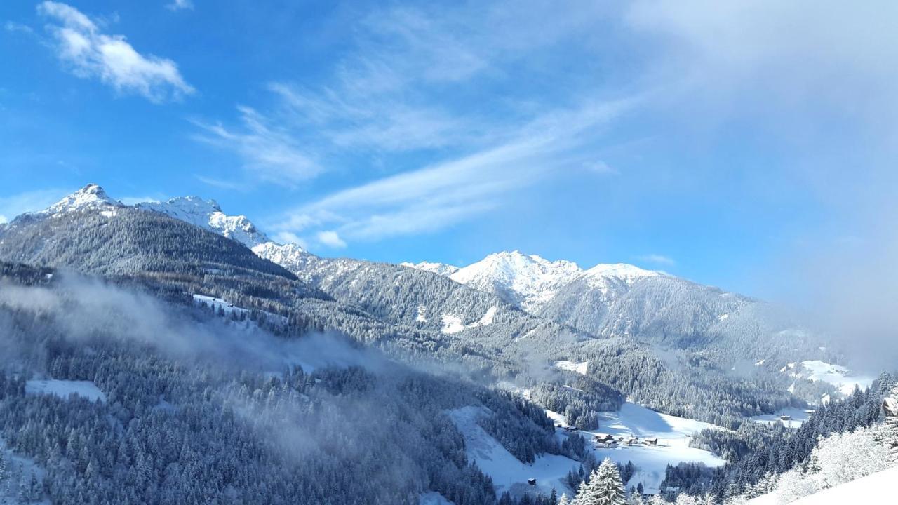 Готель Gasthof Wacht Untertilliach Екстер'єр фото