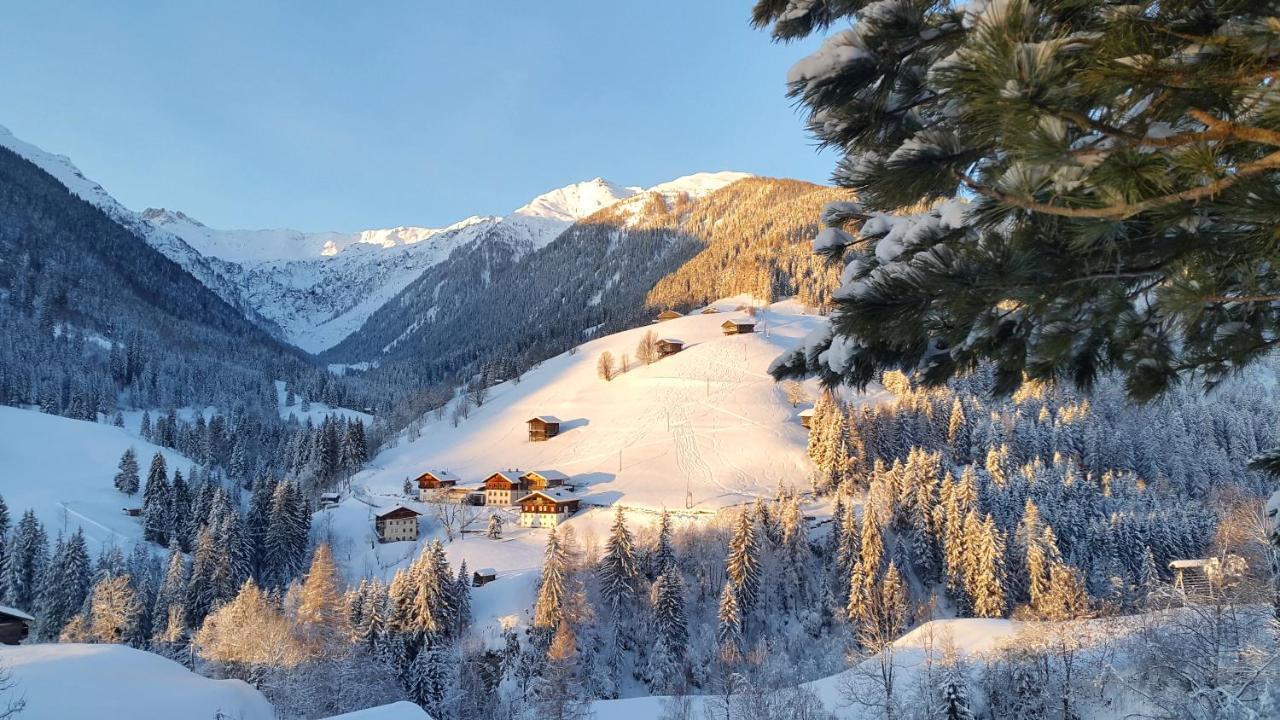 Готель Gasthof Wacht Untertilliach Екстер'єр фото