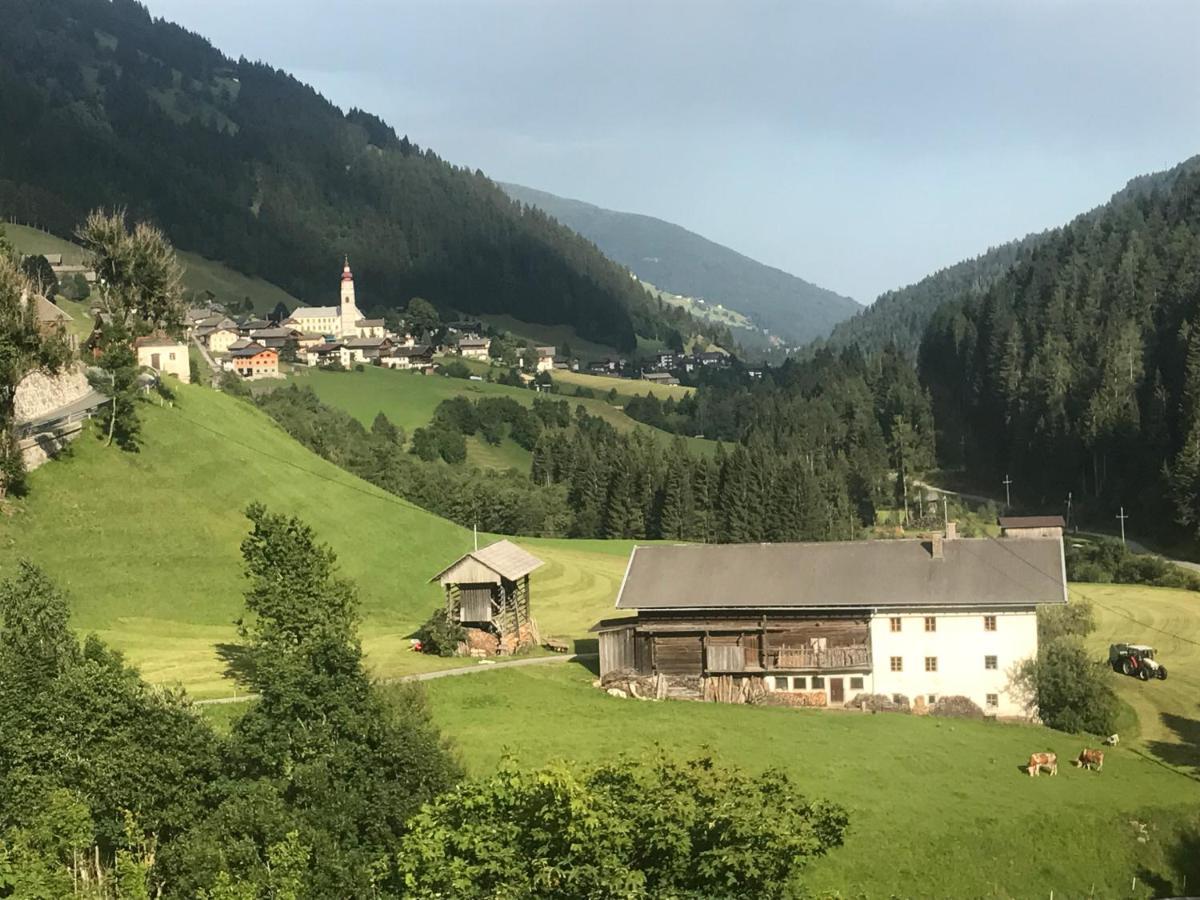 Готель Gasthof Wacht Untertilliach Екстер'єр фото