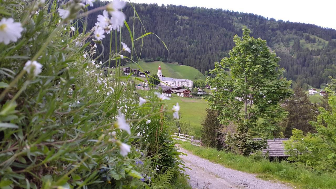 Готель Gasthof Wacht Untertilliach Екстер'єр фото