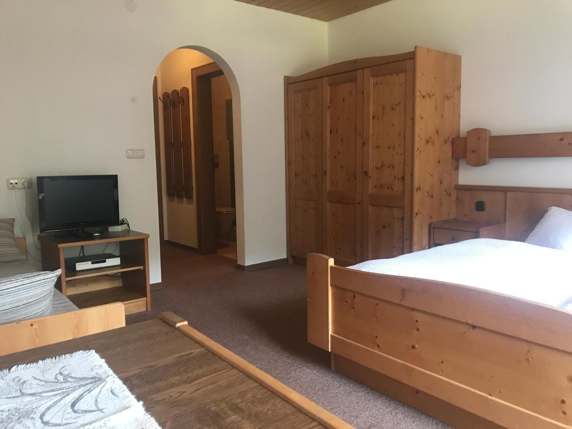 Gasthof Wacht Untertilliach Номер фото